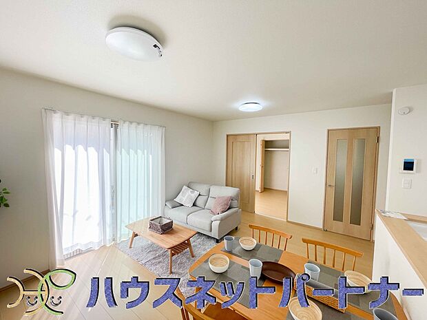 充実した生活は伸びやかな居室空間から始まります。快適に・伸びやかに。心の潤いを求める方々へ。