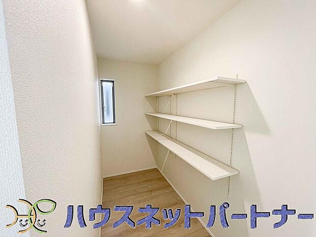 収納の多さにはびっくり。収納ってあればあるほど嬉しいですよね。