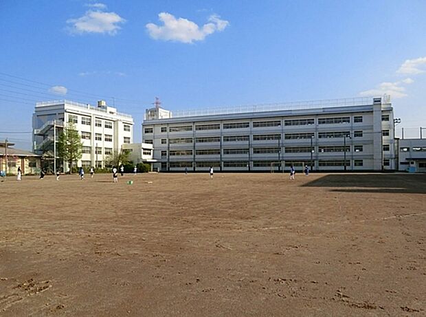 周辺環境-中学校(1700m)川口市立北中学校