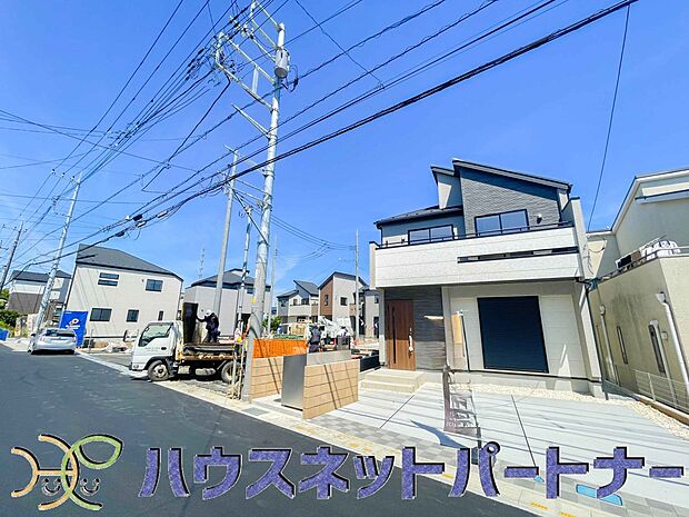 ここから始まる「日常」はご家族にとってかけがえのない時間となります。少しでも豊かに、快適に。そんな想いから本邸宅は生まれました。