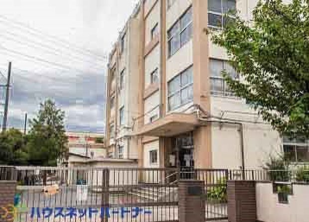 周辺環境-小学校(850m)足立区立青井小学校