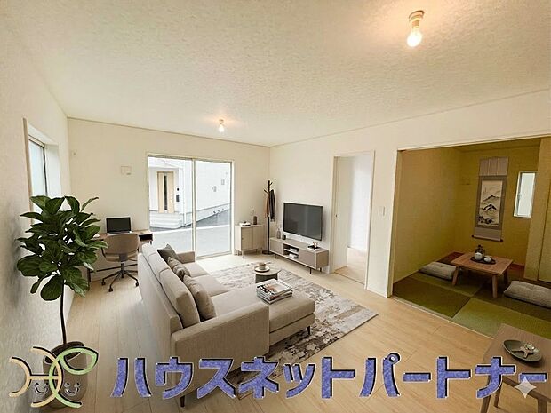 インテリアショップで見掛けた「あの家具」も置ける、ゆったりとした空間。時に広さが上質な寛ぎの時間になる事も。