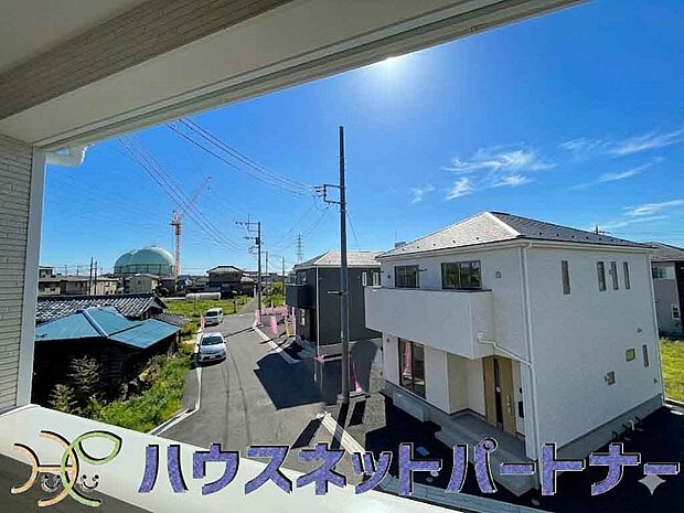 眺望や窓からの景色が良いと、家で過ごす時間も快適です。
