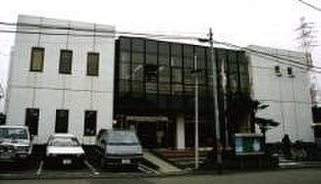 周辺環境-図書館(1400m)川口市立新郷図書館