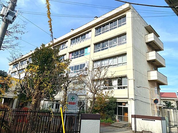 周辺環境-中学校(1000m)花栗中学校