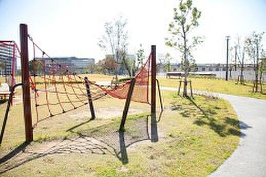 周辺環境-公園(1300m)松原団地記念公園