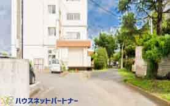 周辺環境-中学校(1100m)潮止中学校