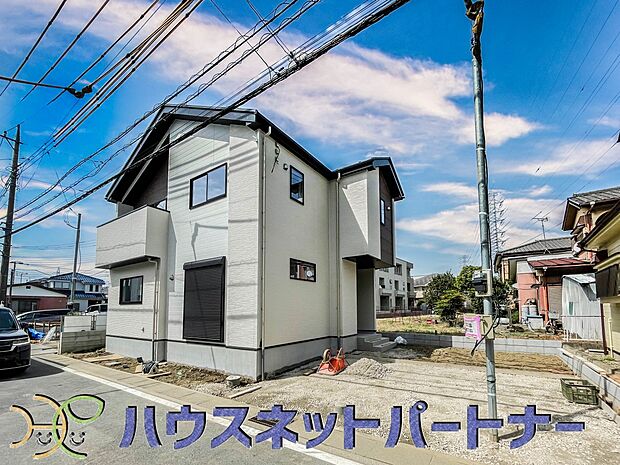 南側のため、日当たりが良いです。交通量も少ない為、子育ても安心の環境です。静かな住宅街に並びます。