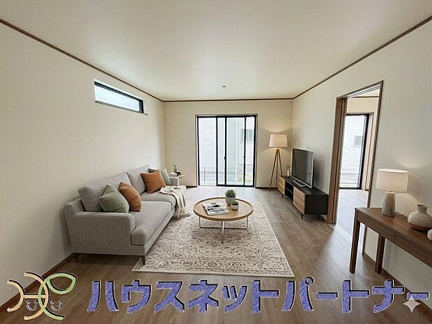 インテリアショップで見掛けた「あの家具」も置ける、ゆったりとした空間。時に広さが上質な寛ぎの時間になる事も。