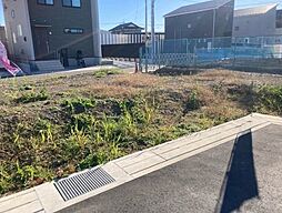 埼玉県草加市苗塚町