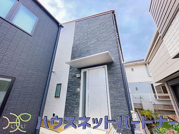 家族の温かさと陽光の暖かさ、楽しい毎日と明るい未来を予感させる「空間が織り成すひとつ先の住み心地」を演出します。