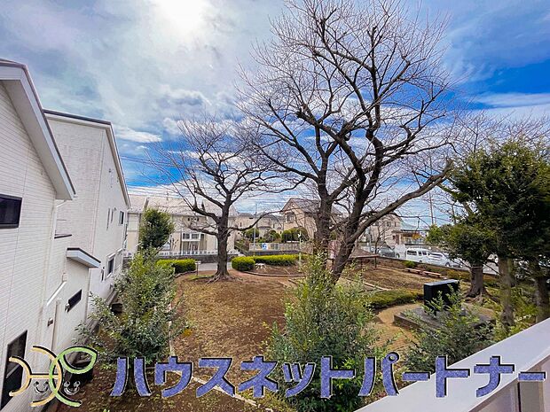 眺望や窓からの景色が良いと、家で過ごす時間も快適です。