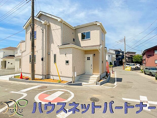ここから始まる「日常」はご家族にとってかけがえのない時間となります。少しでも豊かに、快適に。そんな想いから本邸宅は生まれました。