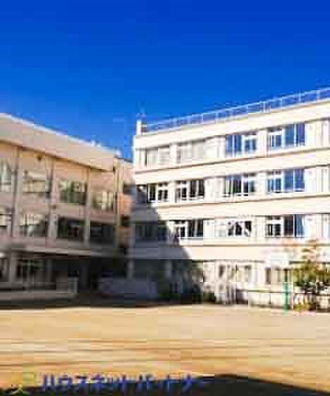 周辺環境-中学校(1230m)足立区立第十二中学校