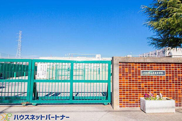 周辺環境-中学校(1090m)芝東中学校