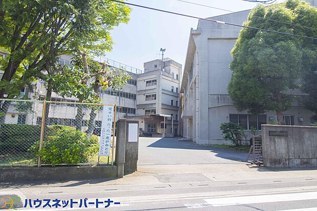 周辺環境-中学校(600m)第二中学校