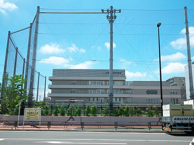 周辺環境-中学校(950m)北区立稲付中学校