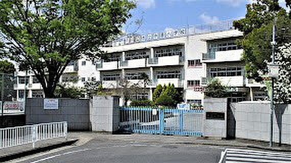 周辺環境-小学校(750m)中居小学校