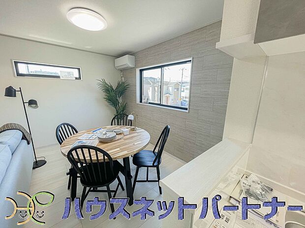 充実した生活は伸びやかな居室空間から始まります。快適に・伸びやかに。心の潤いを求める方々へ。