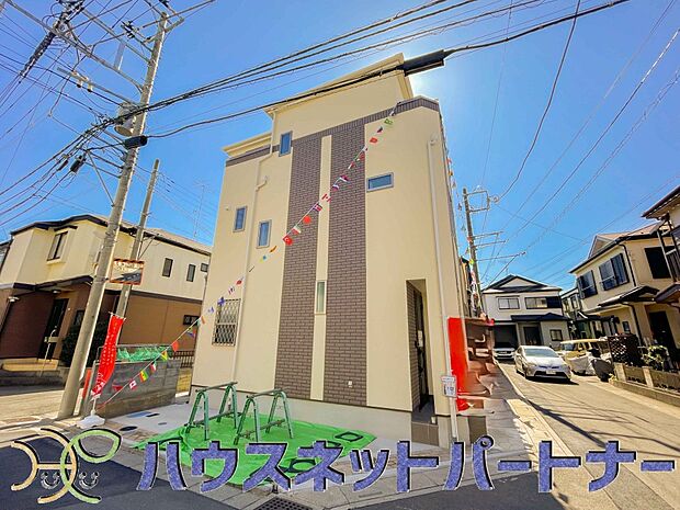 ここから始まる「日常」はご家族にとってかけがえのない時間となります。少しでも豊かに、快適に。そんな想いから本邸宅は生まれました。