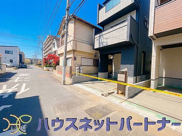 ここから始まる「日常」はご家族にとってかけがえのない時間となります。少しでも豊かに、快適に。そんな想いから本邸宅は生まれました。