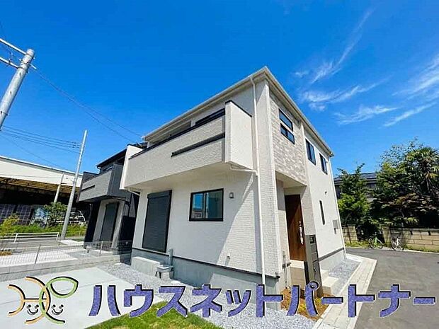 豊かで快適な暮らしを。ここから始まる「日常」はご家族にとってかけがえのない時間となります。少しでも豊かに、快適に。そんな想いから本邸宅は生まれました。