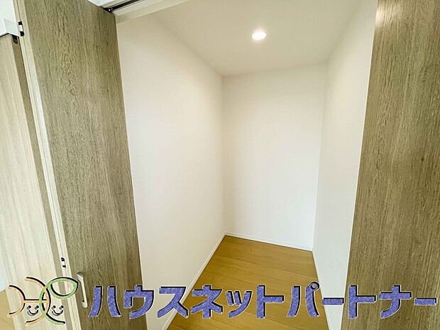 収納の多さにはびっくり。収納ってあればあるほど嬉しいですよね。