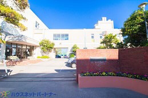 周辺環境-中学校(1600m)戸塚中学校