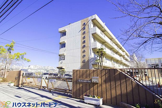 周辺環境-小学校(800m)高砂小学校