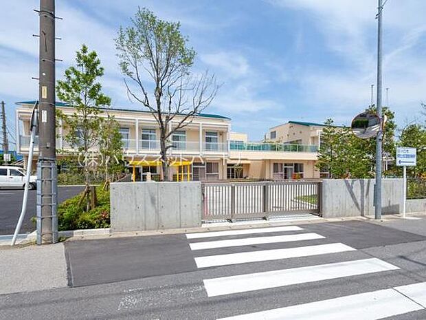 周辺環境-幼稚園・保育園(600m)新郷保育所