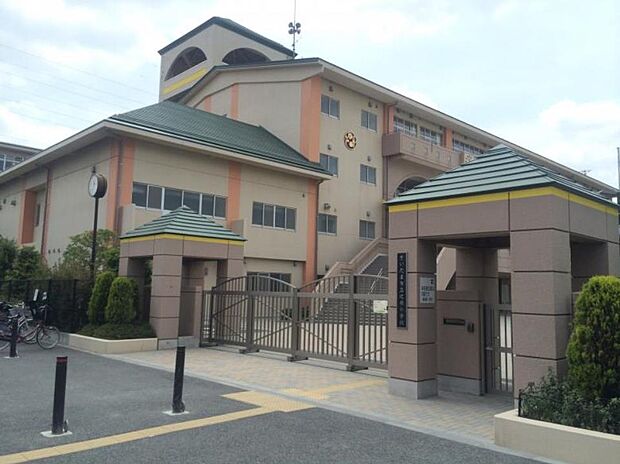 周辺環境-小学校(110m)さいたま市立辻南小学校