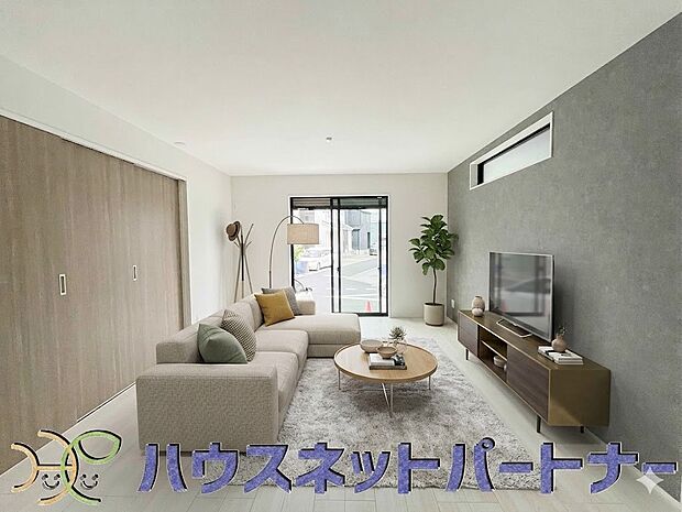 整然とした空間演出、快適な理想の暮らしの実現は家のみの拘りではなく、そこで暮らす方々にとって素敵な環境であることも挙げられると思います。四季折々の変化が奏でる鼓動を楽しんで下さい。(家具はイメージです