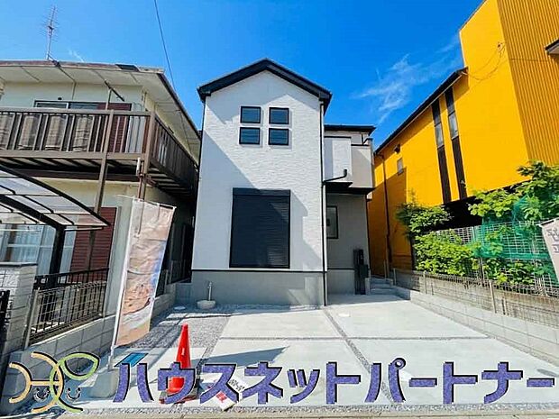 太陽に愛された邸は、陽当り・通風に優れた魅力的で快適さを追求した新築戸建でした。ここに住むからこそ意味がある。そんな特別感に浸りながら、毎日をお過ごしして欲しいです。