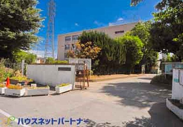 周辺環境-中学校(1600m)草加市立新栄中学校