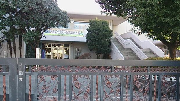 周辺環境-小学校(650m)さいたま市立辻小学校