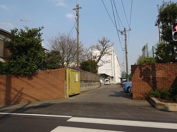 周辺環境-中学校(1700m)北中学校