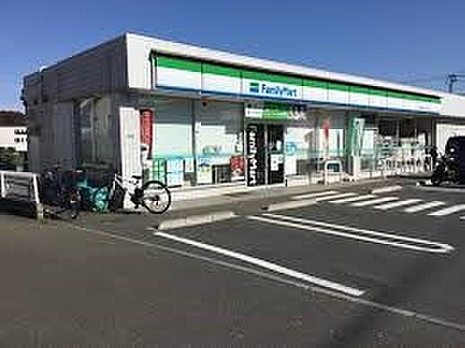 周辺環境-コンビニ(1000m)ファミリーマート 練馬大泉町一丁目店