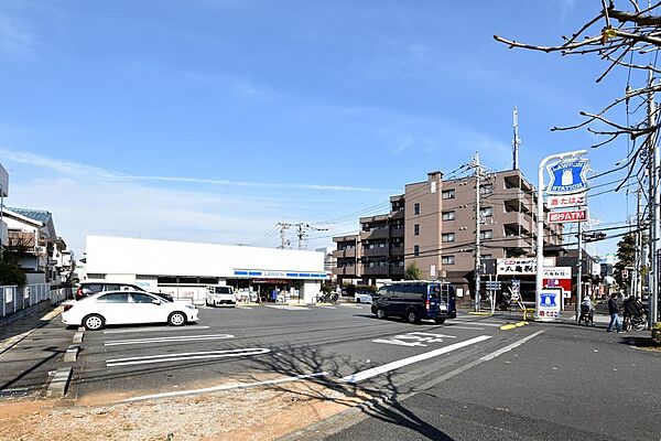 ローソン練馬春日町二丁目店(約521ｍ)