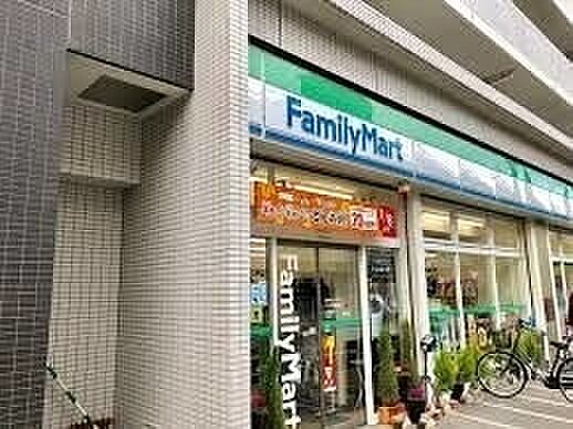 画像10:ファミリーマートJR立花駅前店 102m