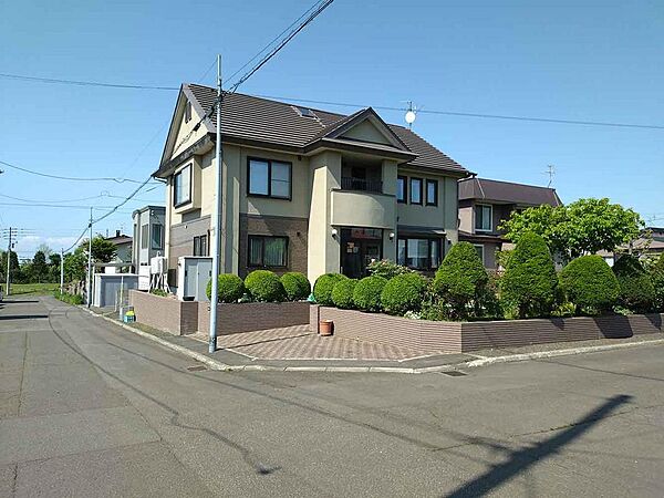 detached 北海道北広島市西の里北２丁目9-2
地図を見る