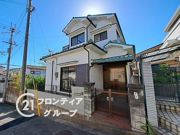 外観：328000375400