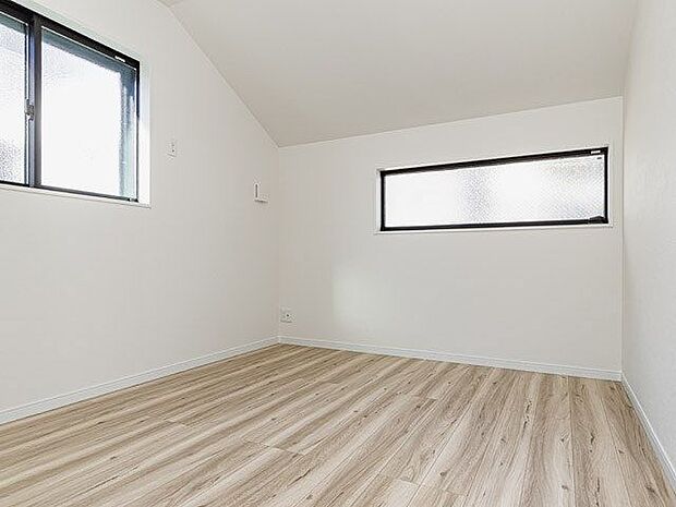 キッチン、棚、壁紙、床材。どれもがコンセプトに合わせて選ばせていただくので統一感がございます