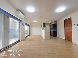 デュオプレステージ大久保ノースアベニュー　中古マンション 4LDKのリビング/ダイニング