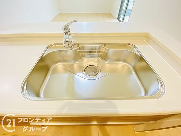 ワイドシンクなので家族が増えても洗い物楽々です