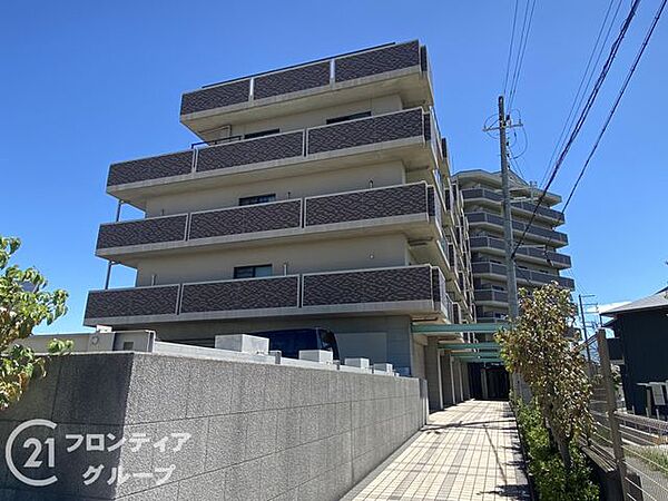 外観：328000416951