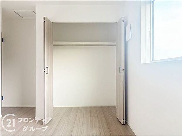 充実した収納スペースなので、お子様が大きくなって、荷物が増えてもたっぷり収納しておけますね