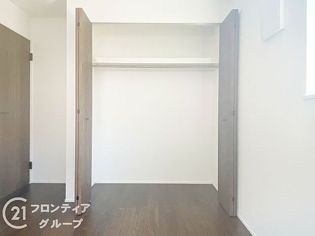 季節の物などたくさん収納しておける便利なスペースです！