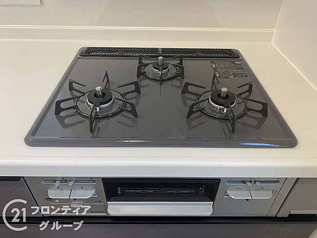 から炊きにより一定の温度に達すると自動で火を止めてくれる安心機能、過熱防止センサー付3口タイプ。