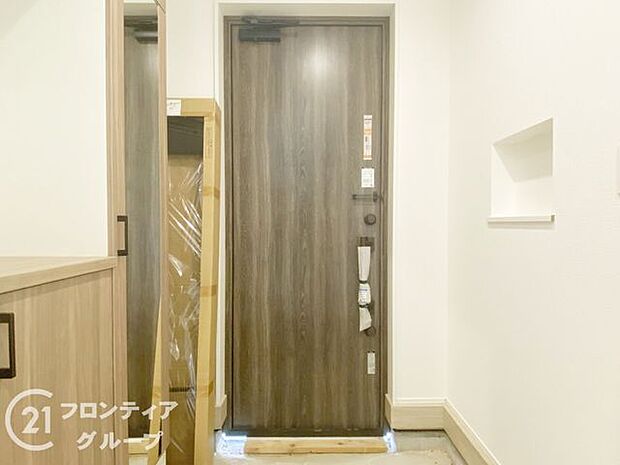 玄関は防犯性の優れたダブルロックドアです!