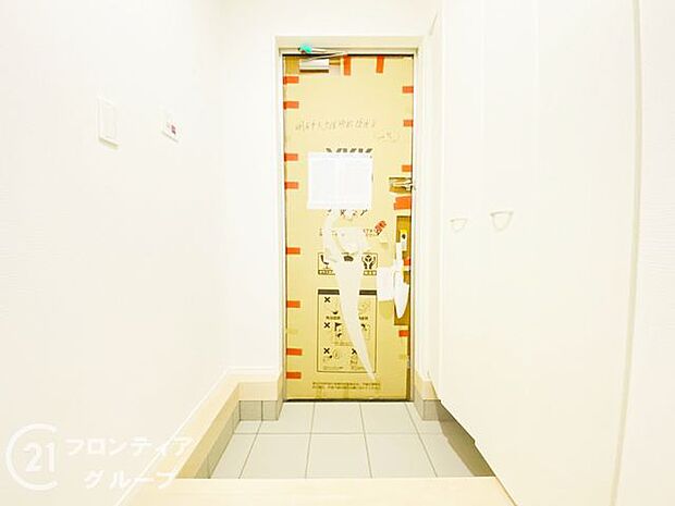 玄関は防犯性の優れたダブルロックドアです！